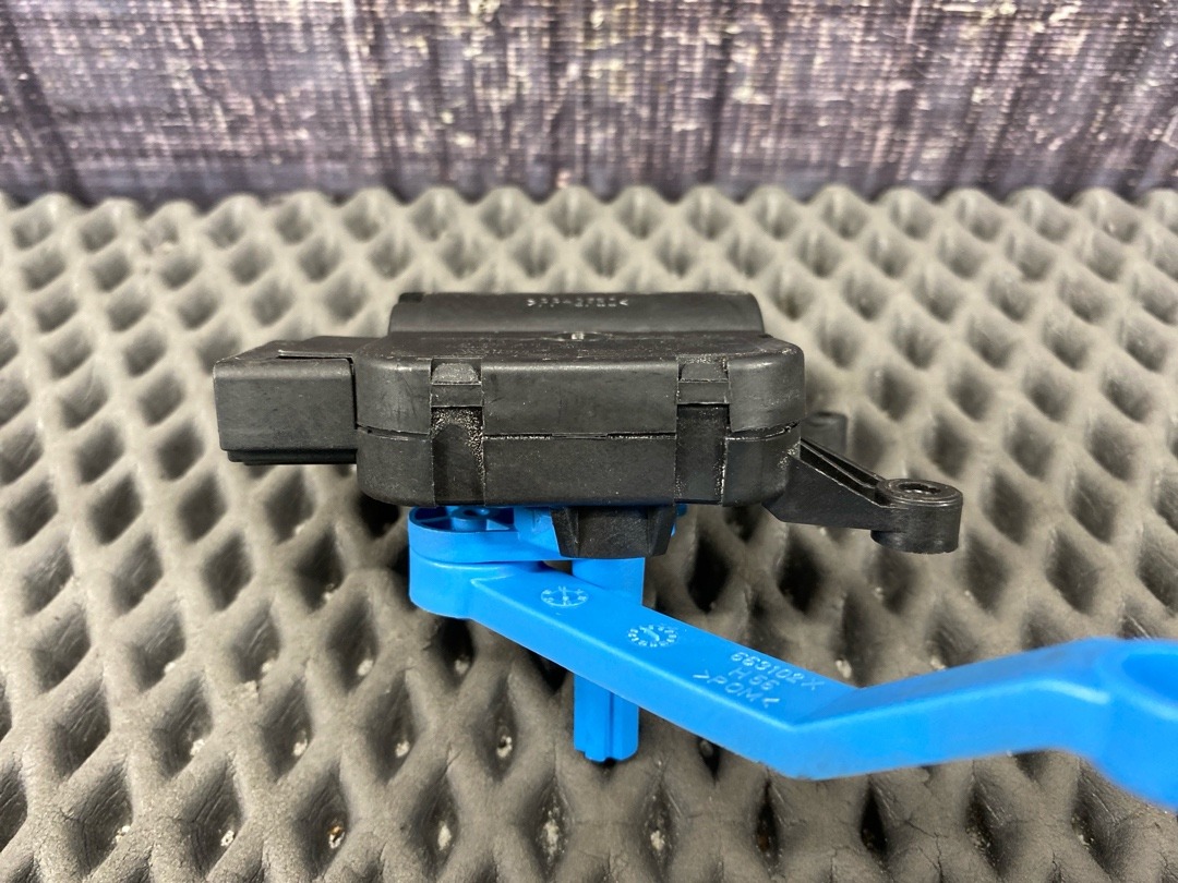 Мотор заслонки печки, 1060 рублей, Красноярск