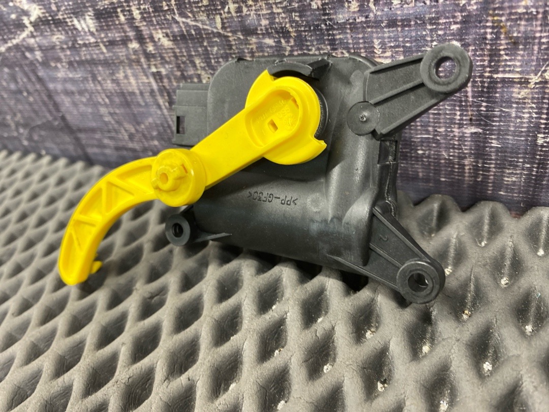 Мотор заслонки печки, 960 рублей, Красноярск