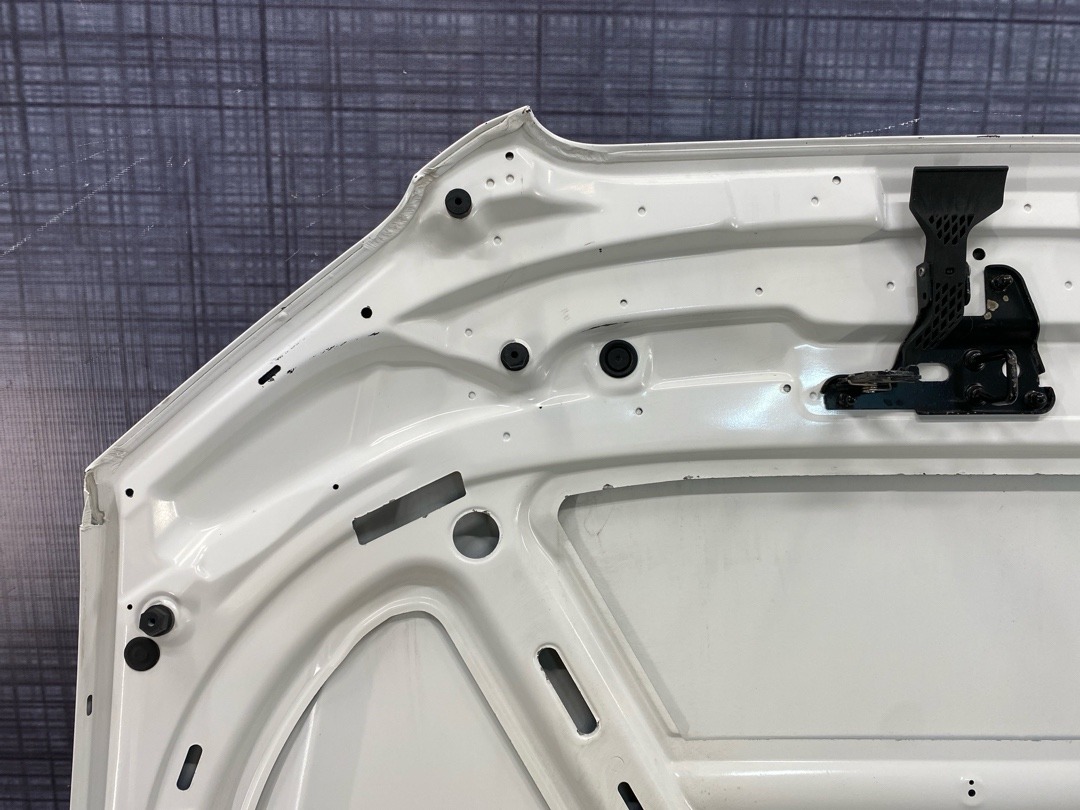 Капот, 10270 рублей, Красноярск