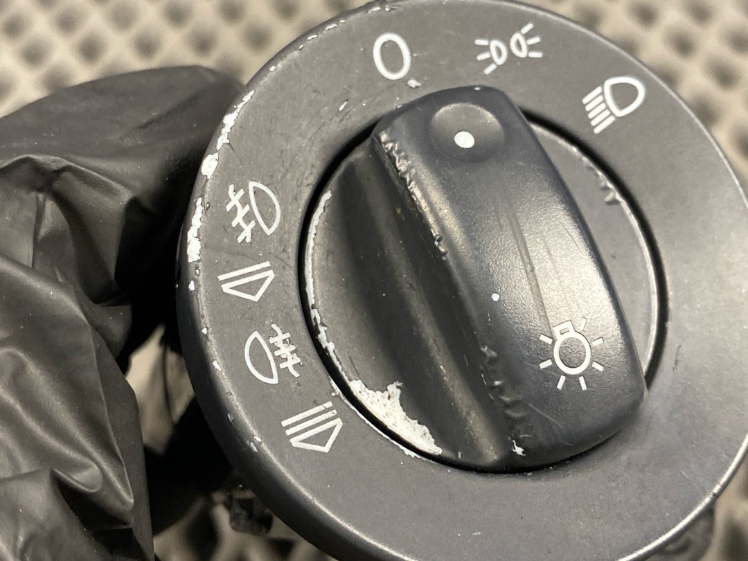 Переключатель света, 2310 рублей, Красноярск