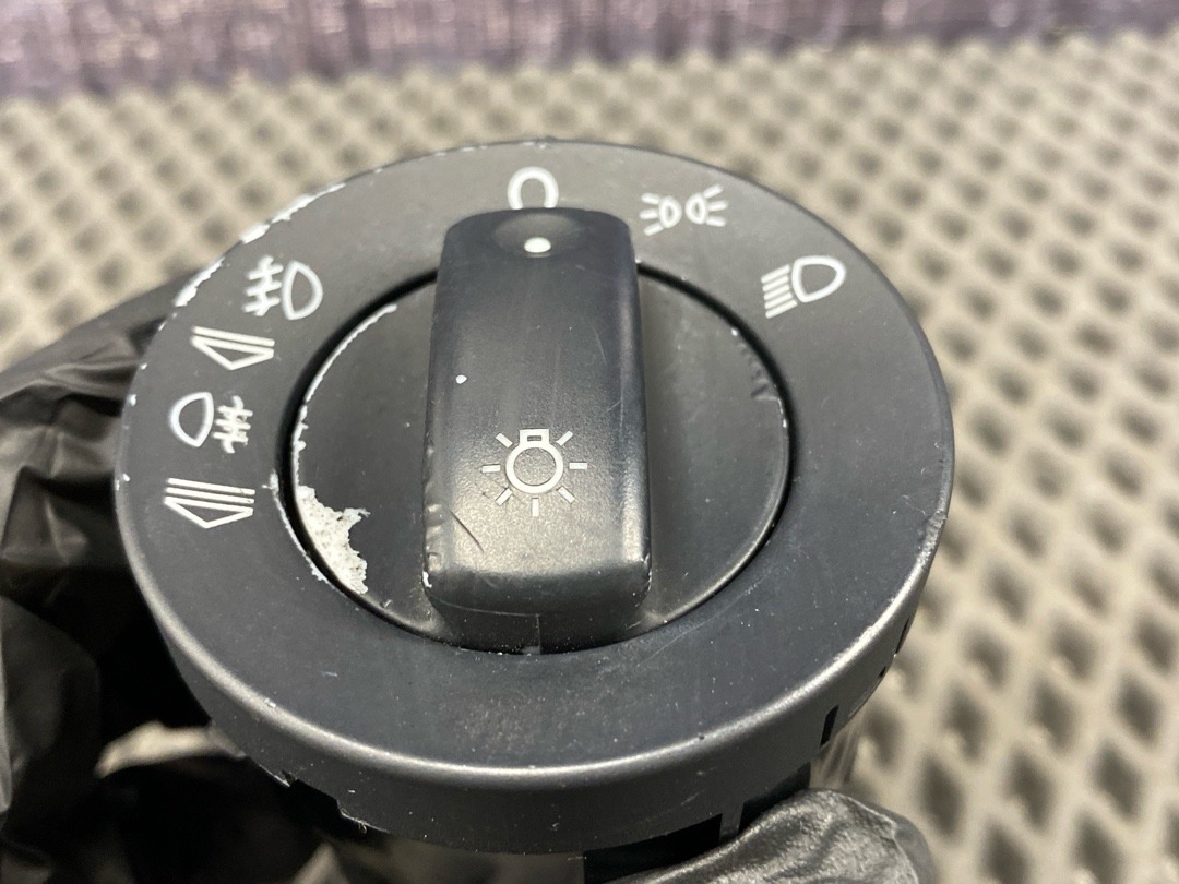 Переключатель света, 2310 рублей, Красноярск