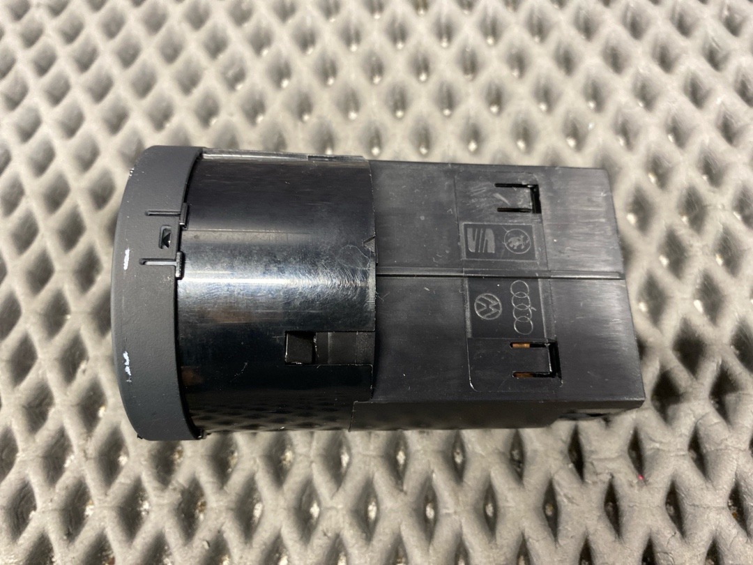 Переключатель света, 2310 рублей, Красноярск