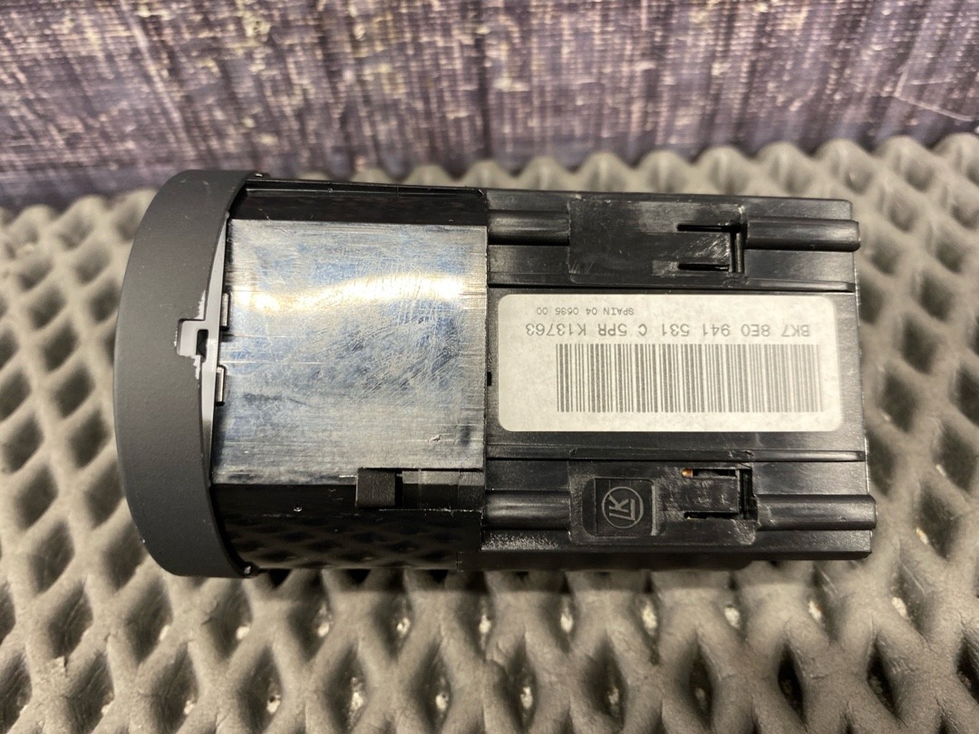 Переключатель света, 2310 рублей, Красноярск