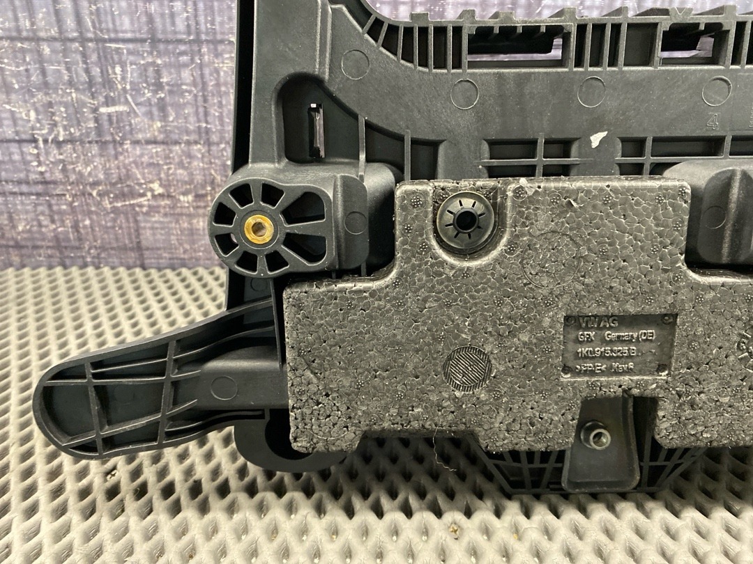 Кожух аккумулятора, 4640 рублей, Красноярск