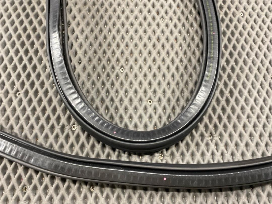 Уплотнитель крышки багажника, 1980 рублей, Красноярск