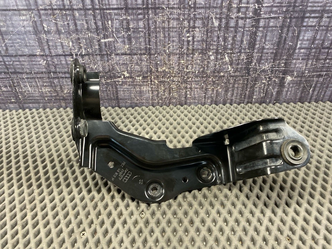 Кронштейн интеркулера, 6670 рублей, Красноярск