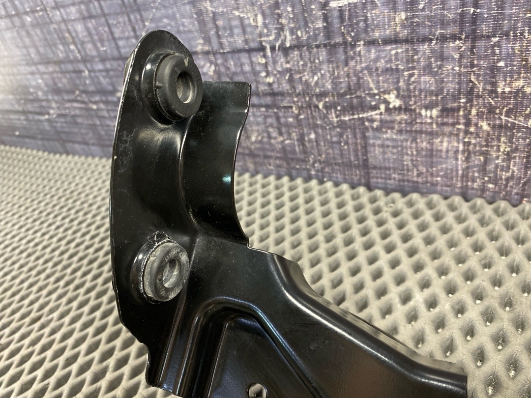 Кронштейн интеркулера, 6670 рублей, Красноярск