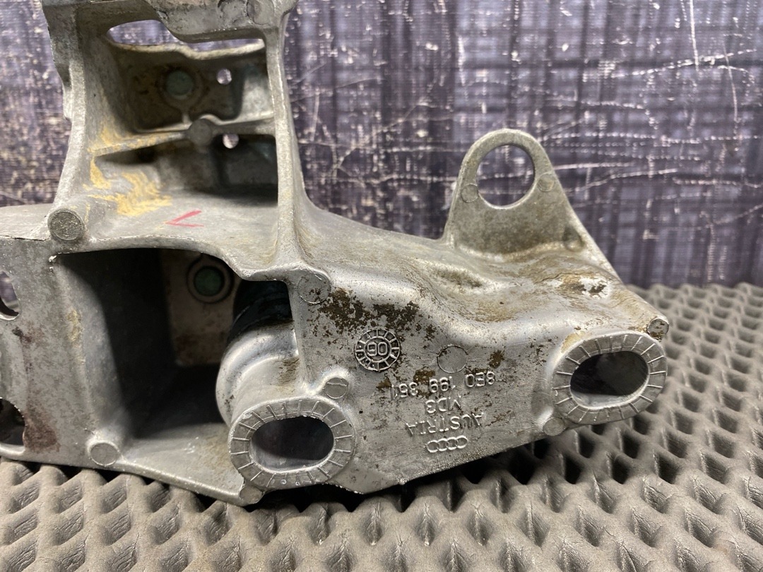 Кронштейн двигателя, 1110 рублей, Красноярск