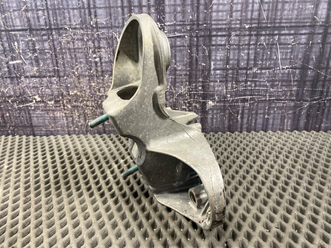 Кронштейн двигателя, 1110 рублей, Красноярск