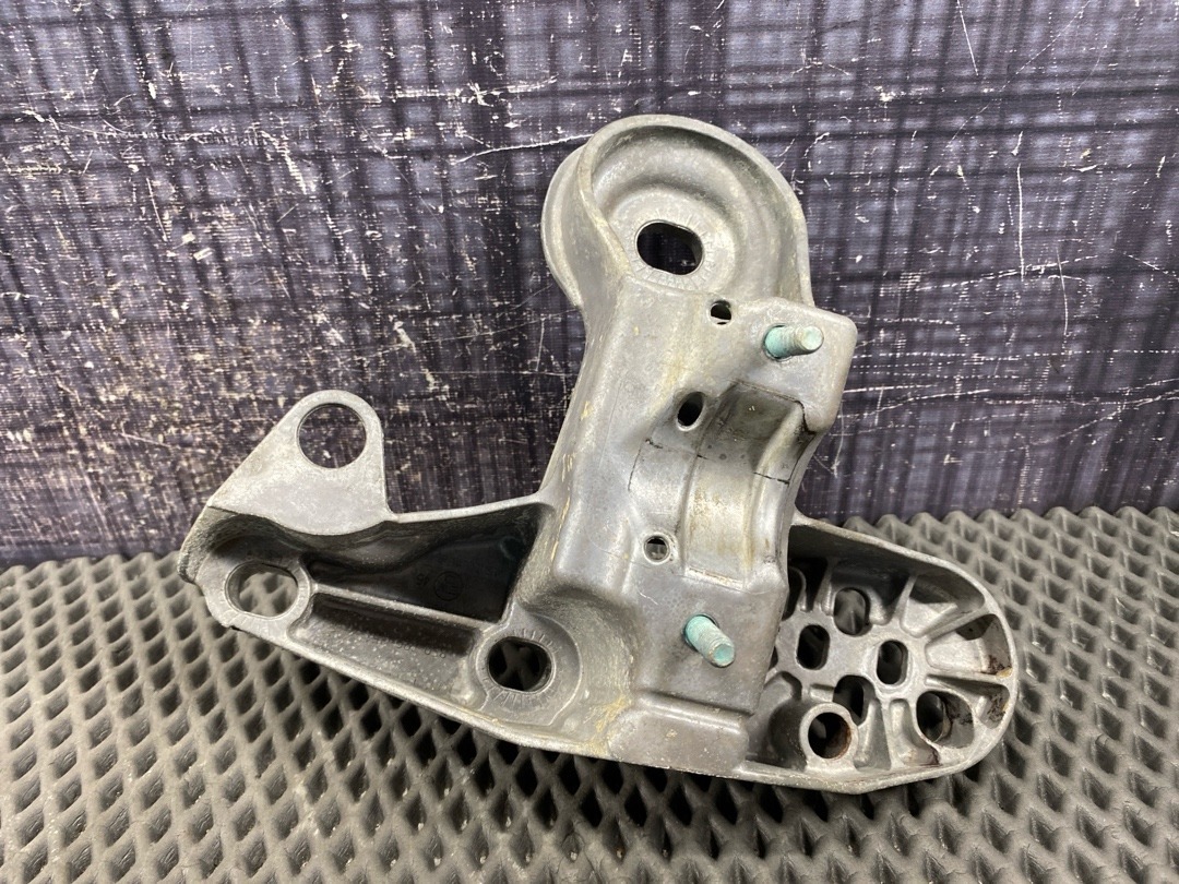 Кронштейн двигателя, 1110 рублей, Красноярск