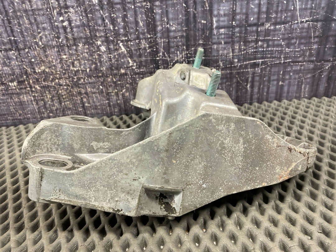 Кронштейн двигателя, 1110 рублей, Красноярск