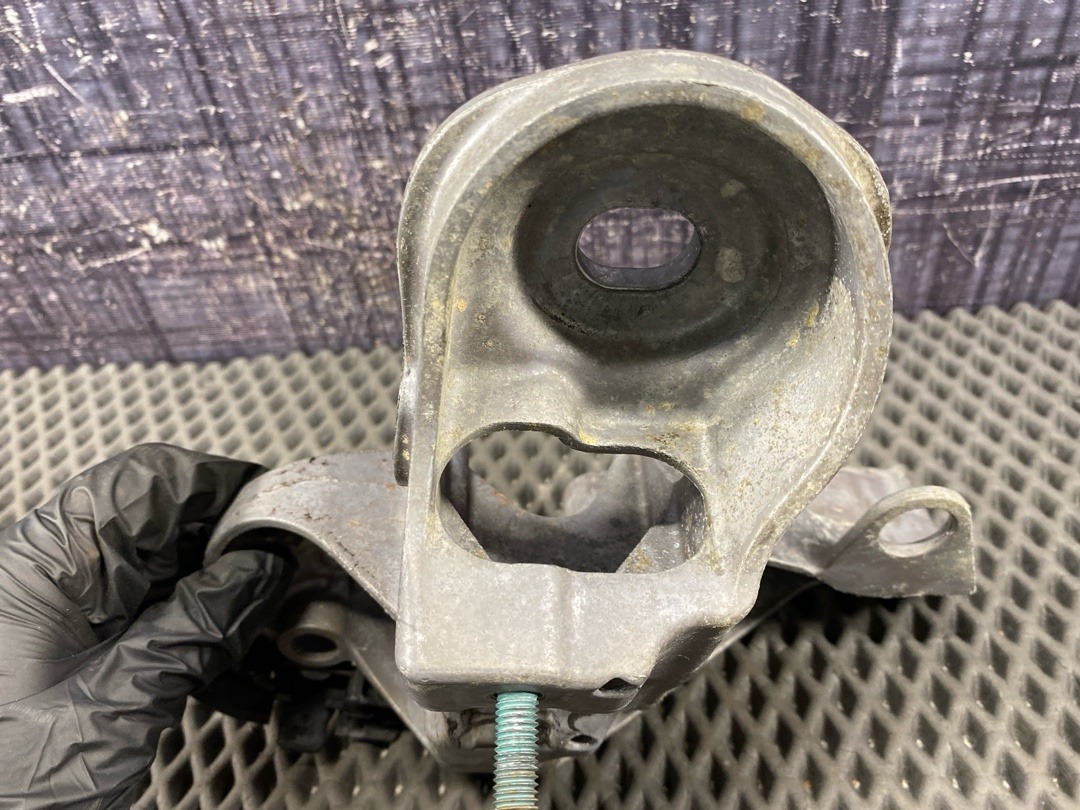 Кронштейн двигателя, 1110 рублей, Красноярск