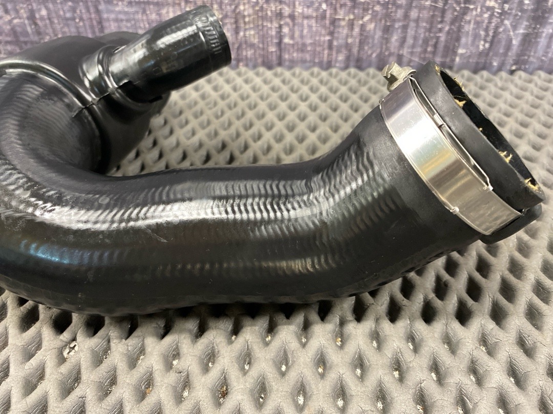 Патрубок интеркуллера, 2210 рублей, Красноярск