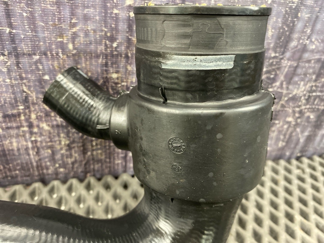 Патрубок интеркуллера, 2210 рублей, Красноярск