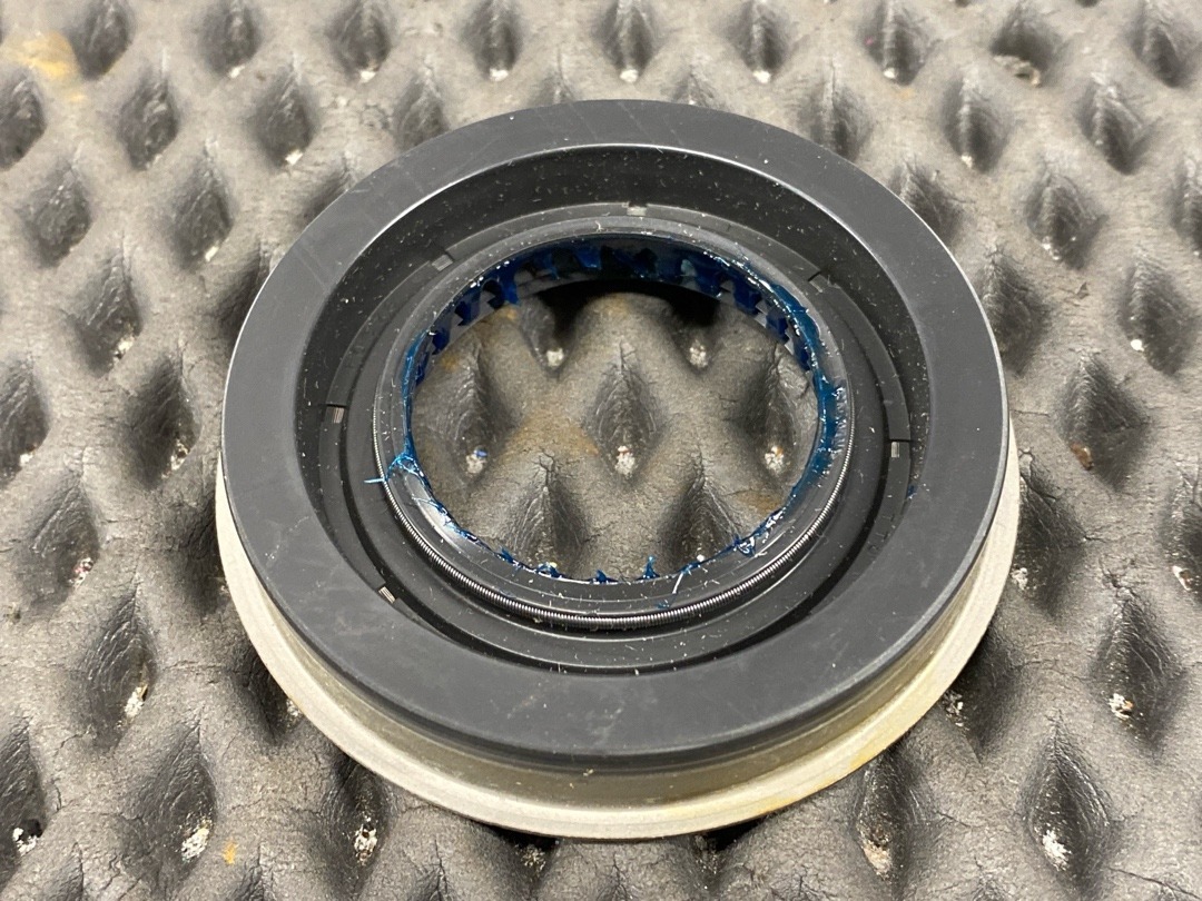 Сальник редуктора, 4180 рублей, Красноярск