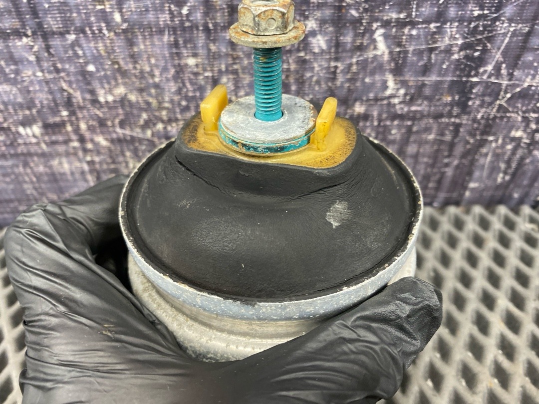 Подушка двигателя, 4140 рублей, Красноярск