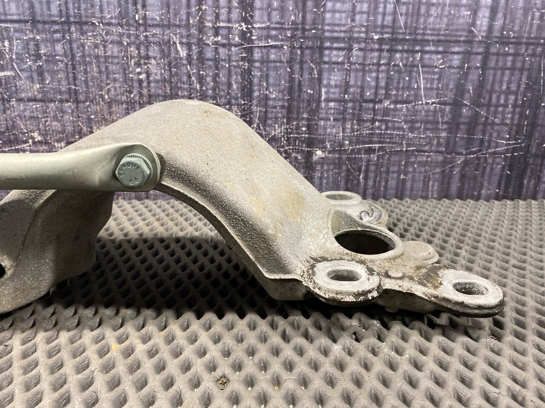 Кронштейн КПП, 4840 рублей, Красноярск