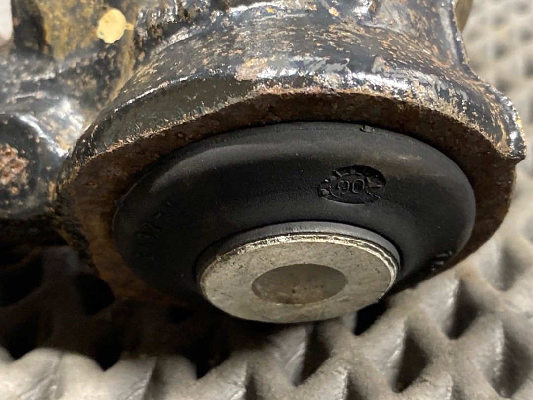 Поворотный кулак, 4080 рублей, Красноярск