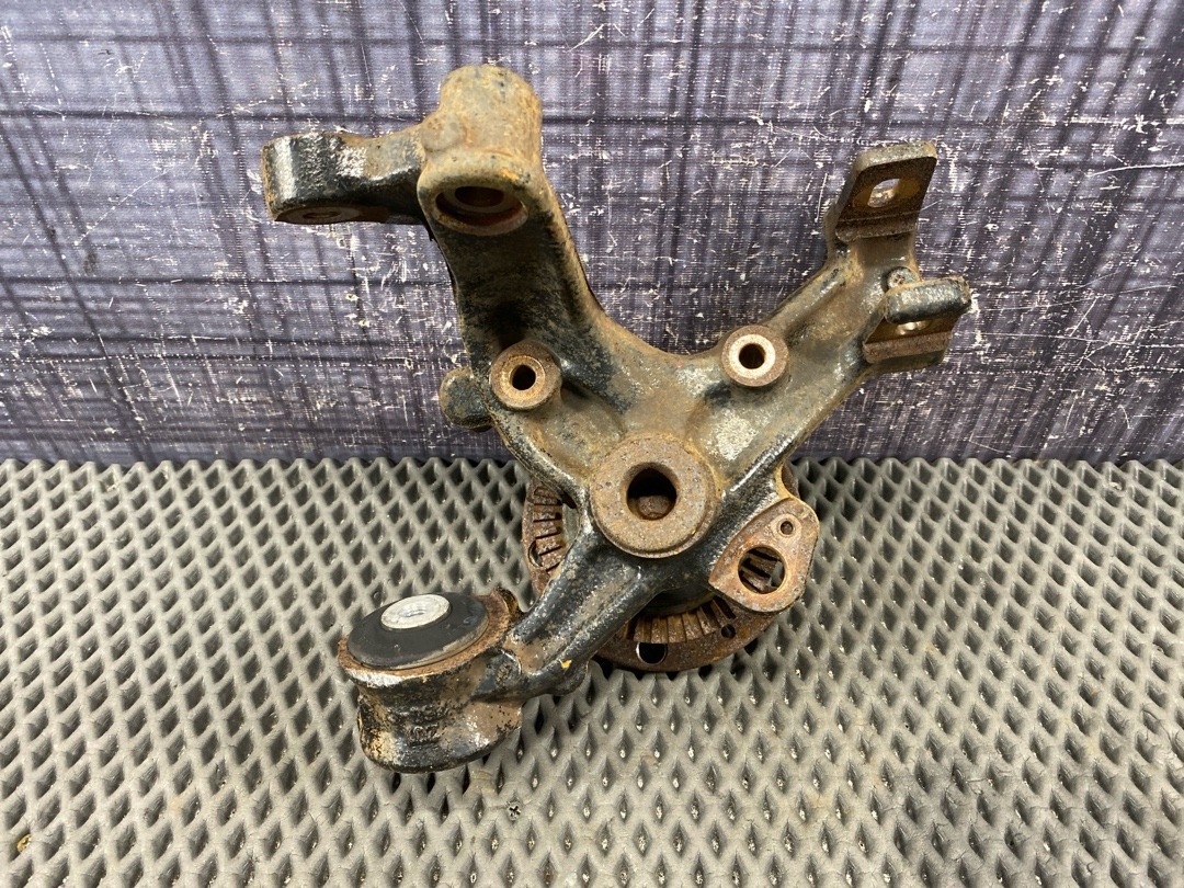 Поворотный кулак, 4080 рублей, Красноярск