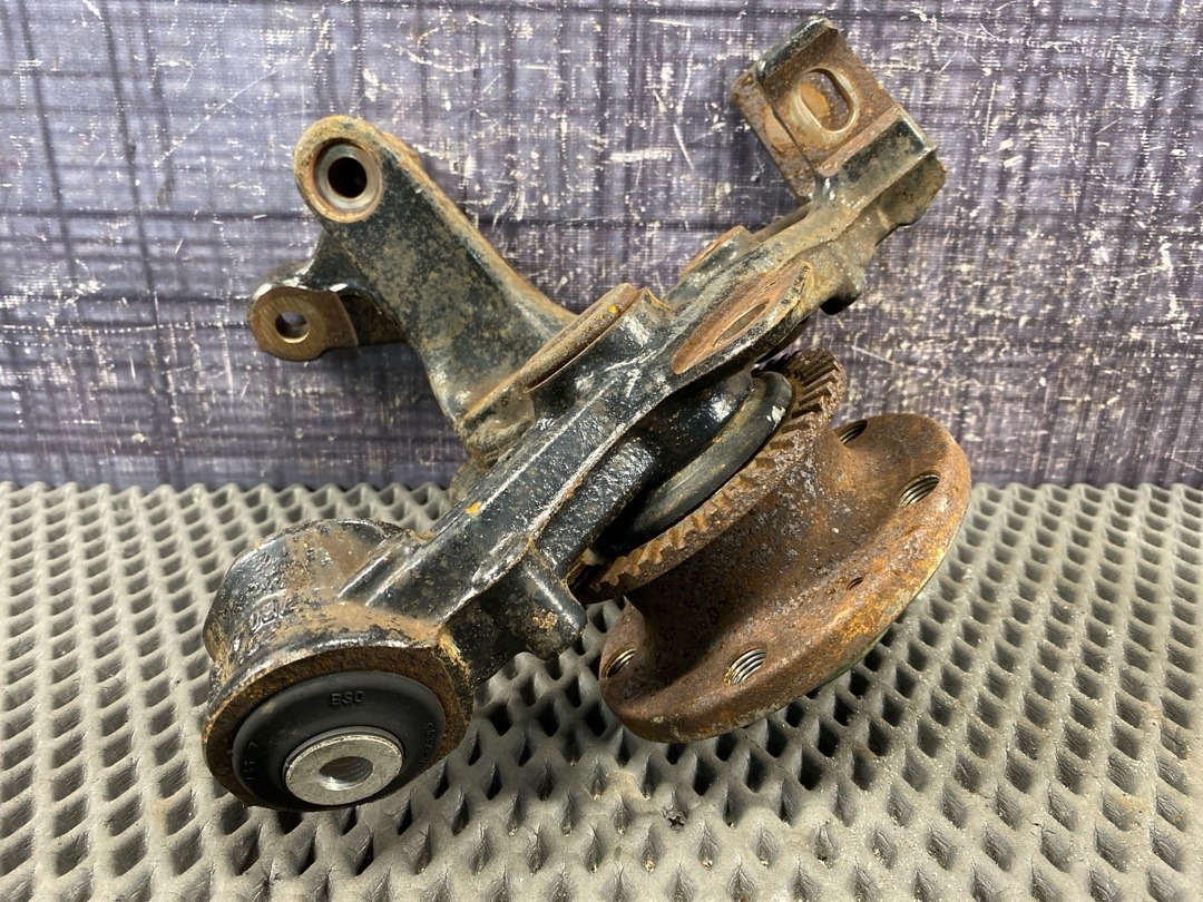 Поворотный кулак, 4080 рублей, Красноярск