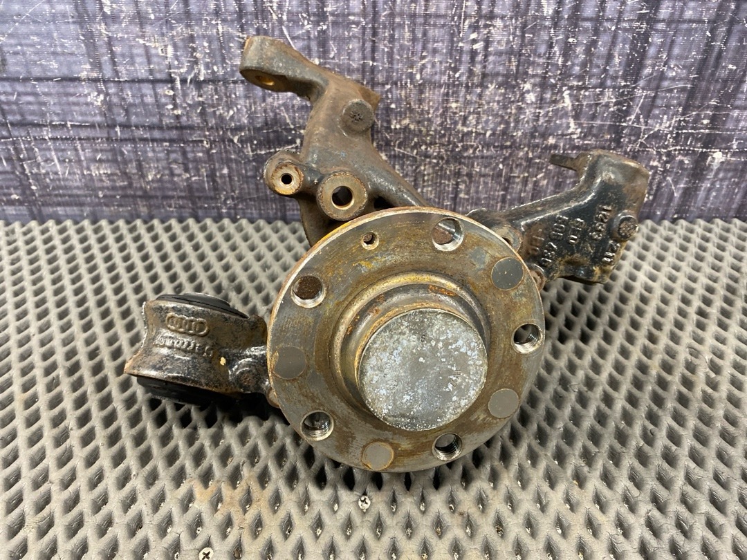 Поворотный кулак, 4080 рублей, Красноярск