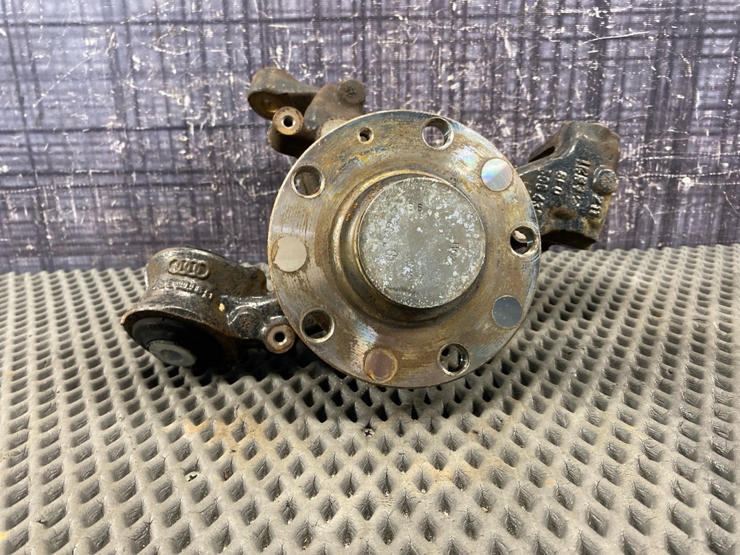 Поворотный кулак, 4080 рублей, Красноярск