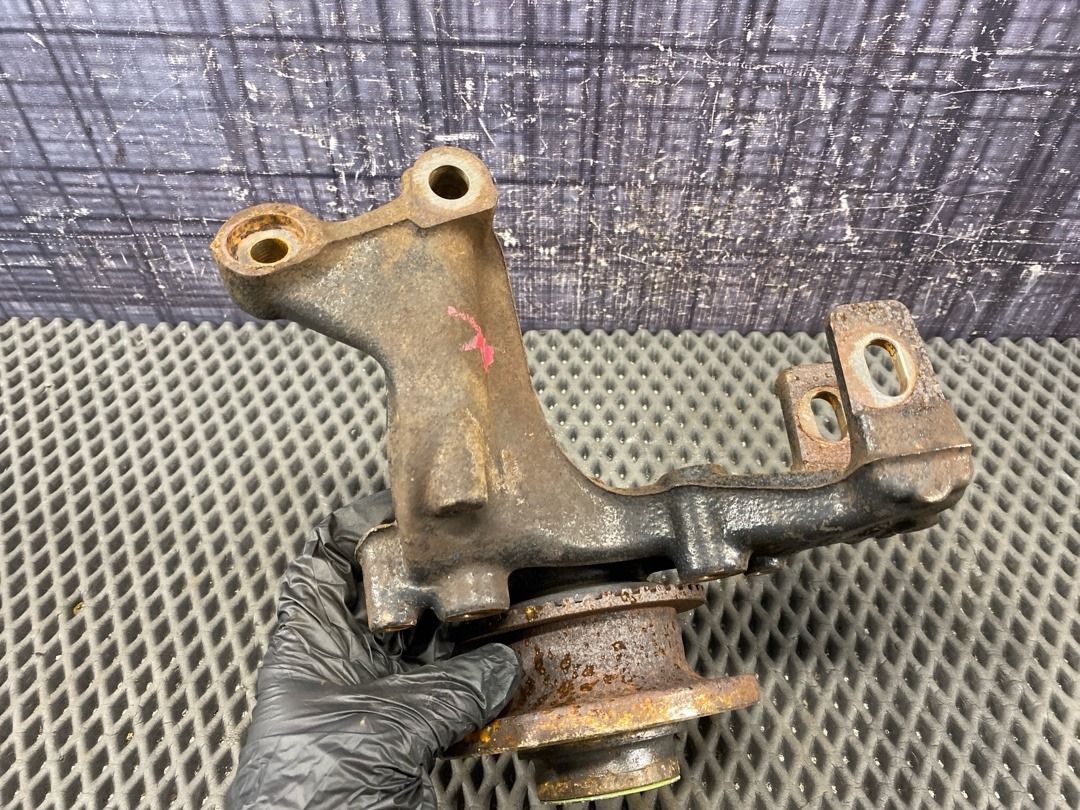 Поворотный кулак, 4080 рублей, Красноярск