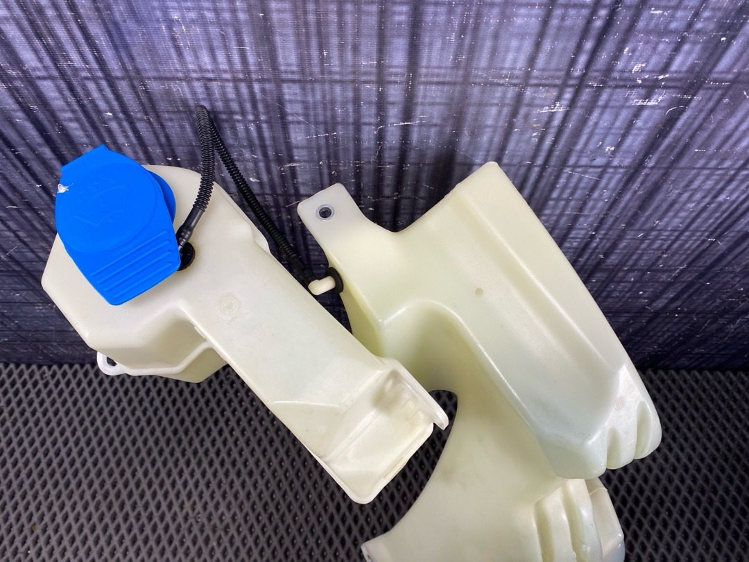 Бачок омывателя, 2960 рублей, Красноярск