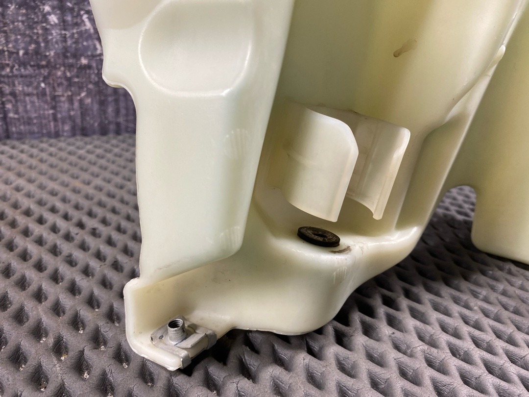 Бачок омывателя, 2960 рублей, Красноярск