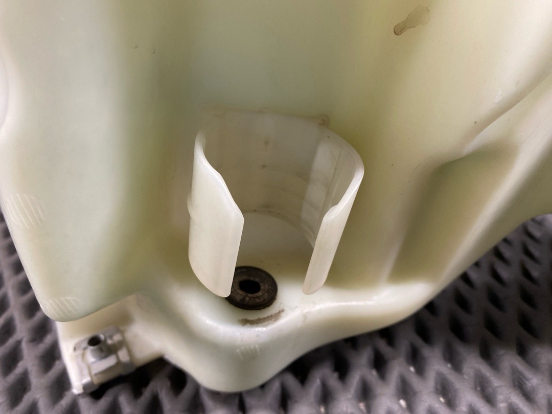 Бачок омывателя, 2960 рублей, Красноярск