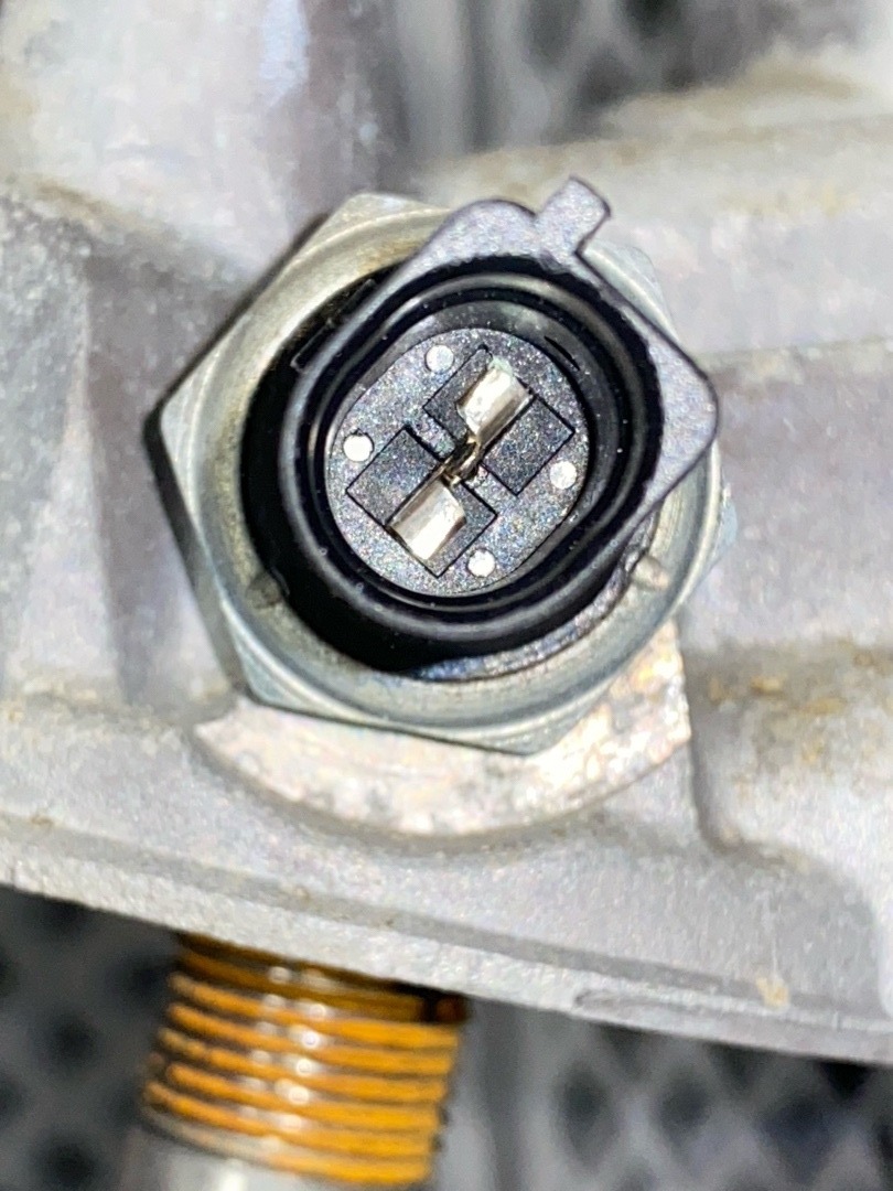 Корпус масляного фильтра, 3220 рублей, Красноярск