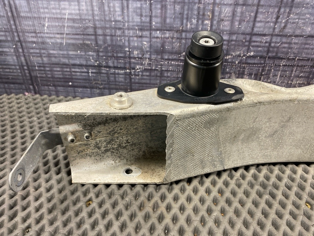 Усилитель бампера, 4610 рублей, Красноярск