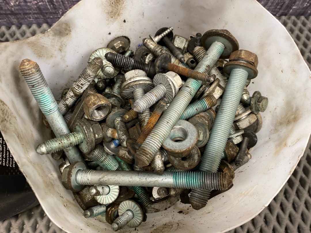 Болты и гайки, 3960 рублей, Красноярск