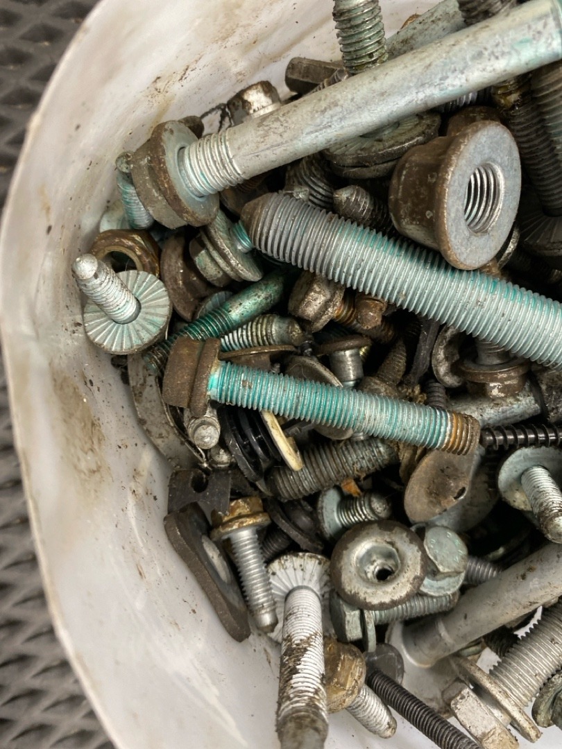 Болты и гайки, 3960 рублей, Красноярск