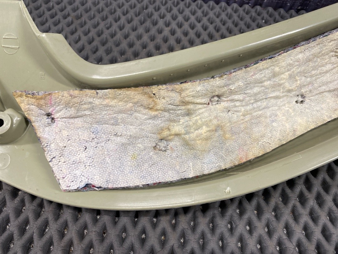 Пластик багажника, 1420 рублей, Красноярск