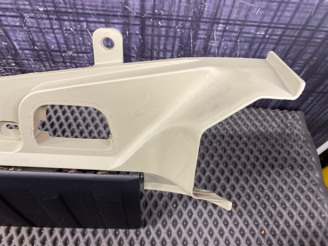 Пластик багажника, 1830 рублей, Красноярск