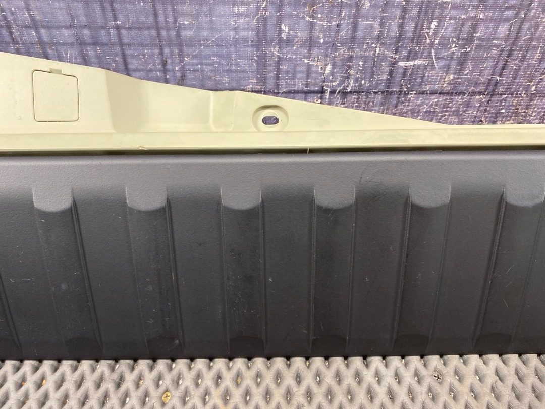 Пластик багажника, 1830 рублей, Красноярск