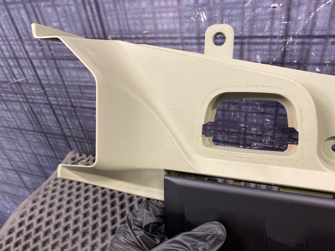 Пластик багажника, 1830 рублей, Красноярск