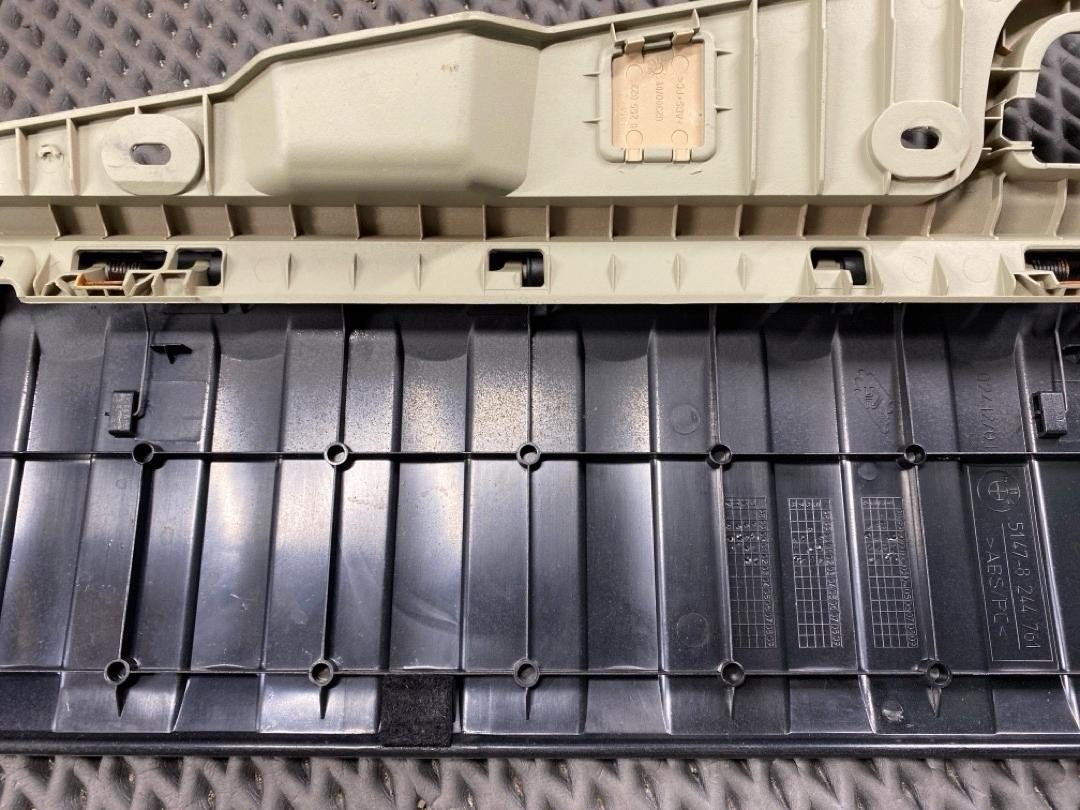 Пластик багажника, 1830 рублей, Красноярск