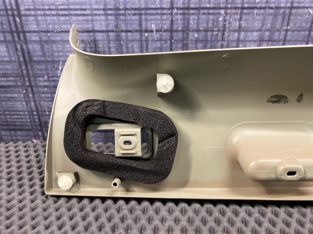 Обшивка крышки багажника, 1630 рублей, Красноярск