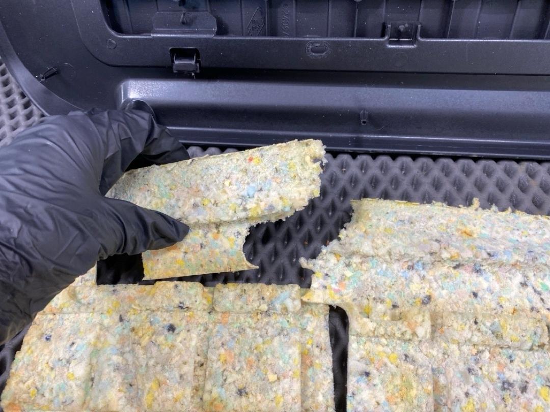 Обшивка крышки багажника, 1420 рублей, Красноярск