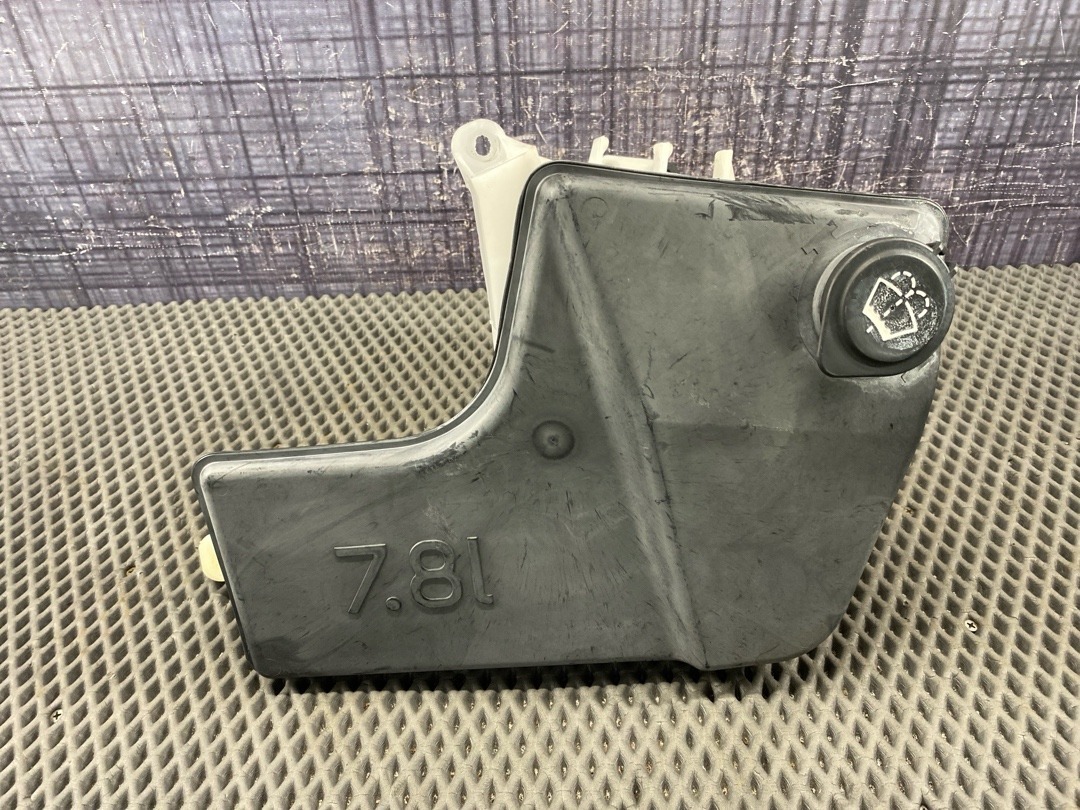 Бачок омывателя, 1310 рублей, Красноярск