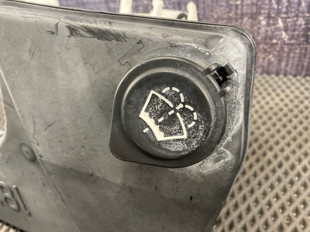 Бачок омывателя, 1310 рублей, Красноярск