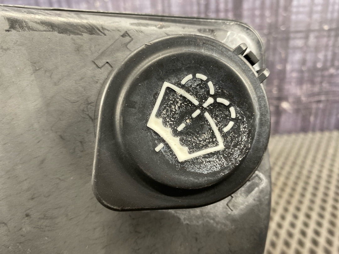 Бачок омывателя, 1310 рублей, Красноярск