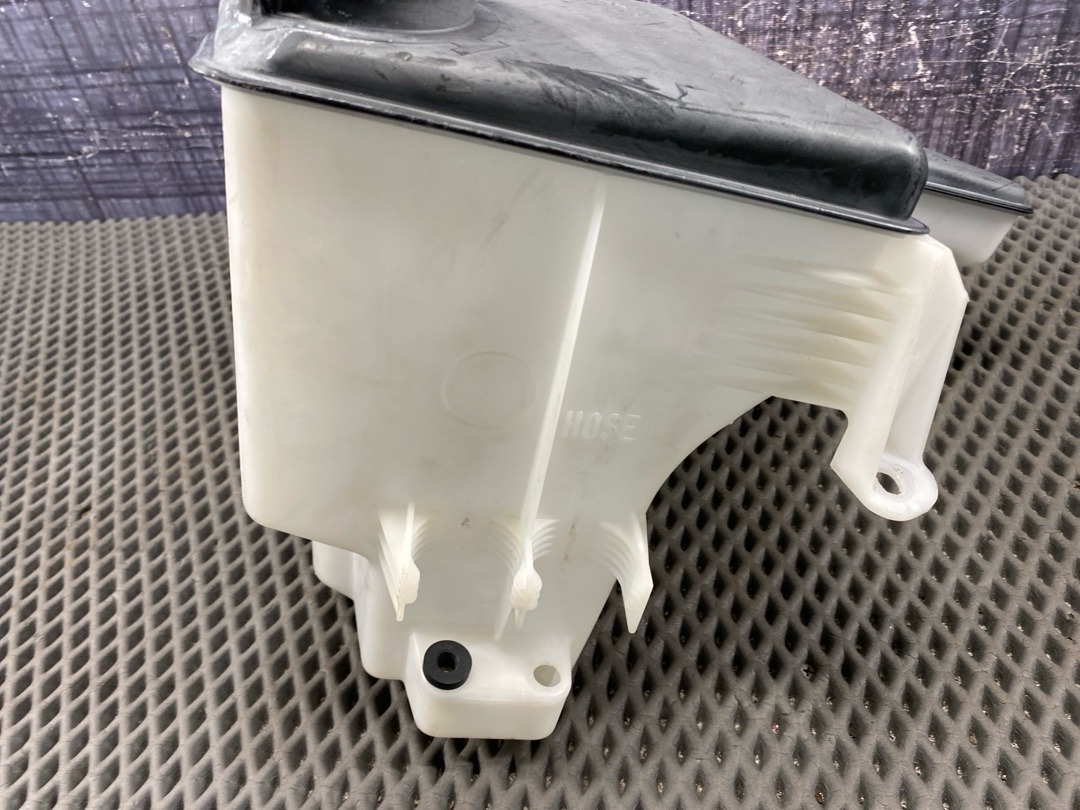 Бачок омывателя, 1310 рублей, Красноярск