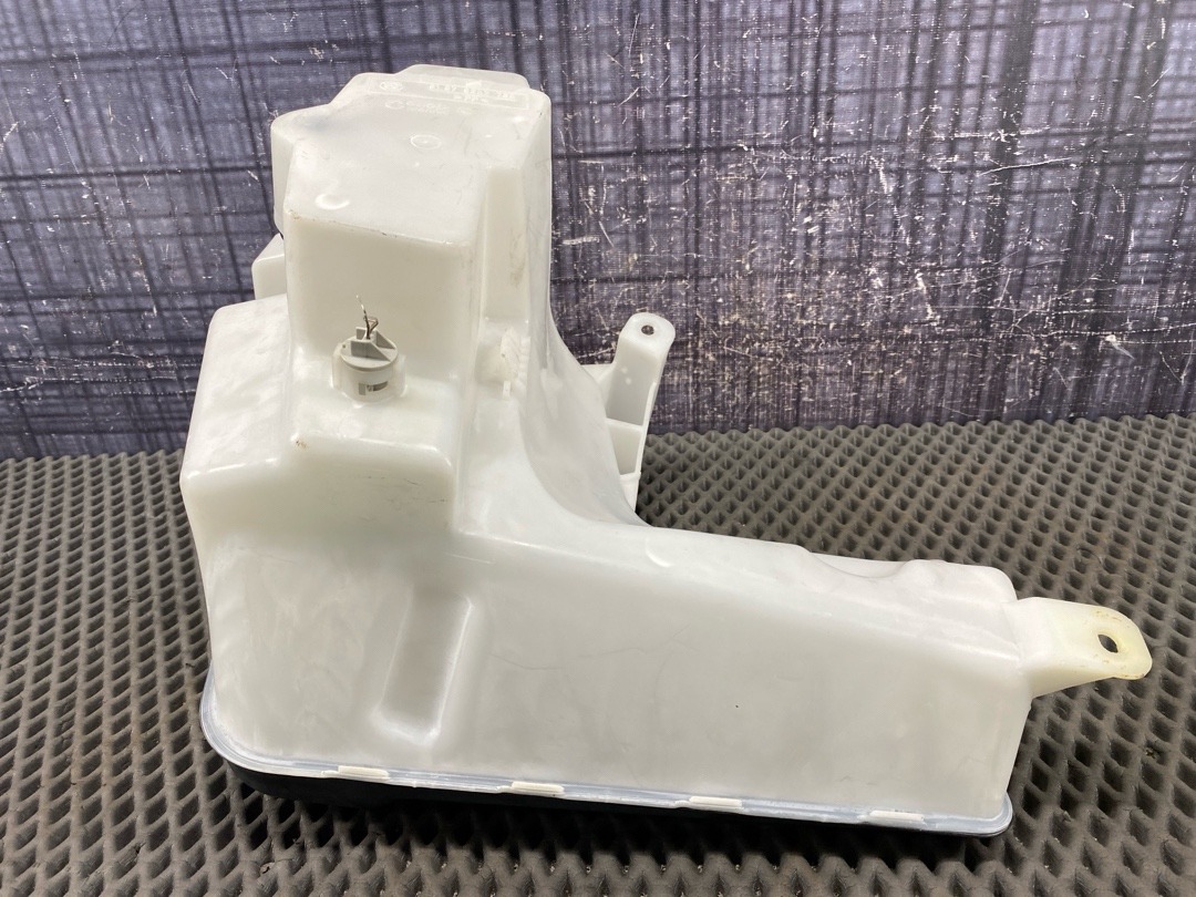 Бачок омывателя, 1310 рублей, Красноярск