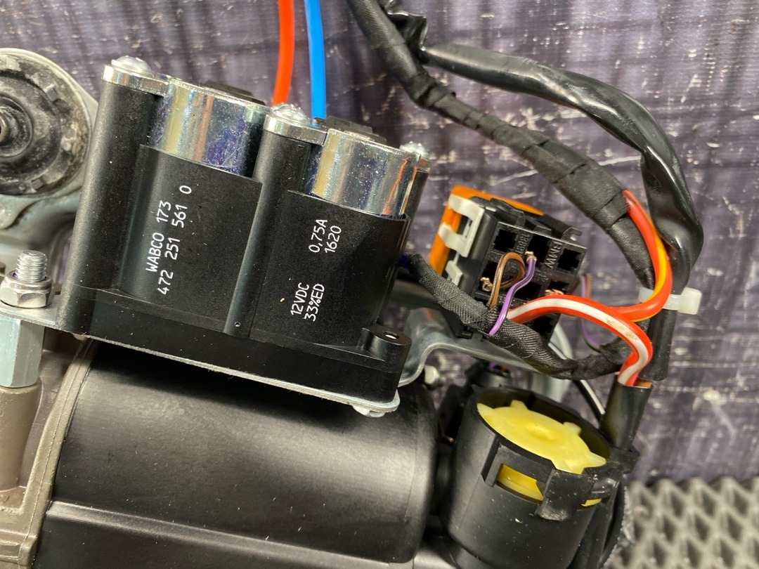 Компрессор подвески, 8500 рублей, Красноярск