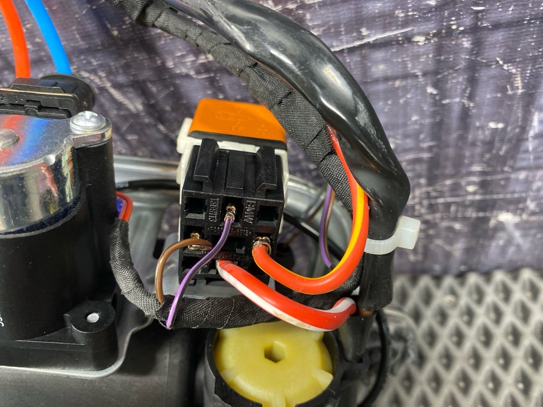 Компрессор подвески, 8500 рублей, Красноярск