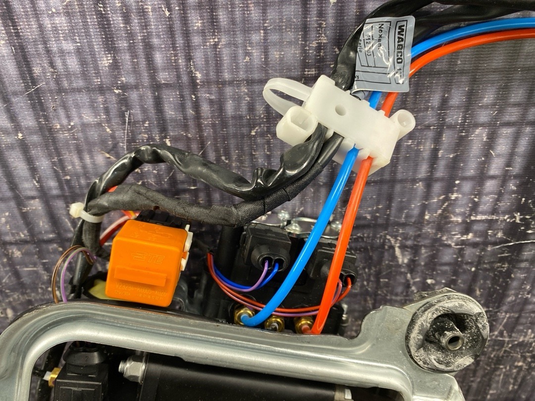 Компрессор подвески, 8500 рублей, Красноярск