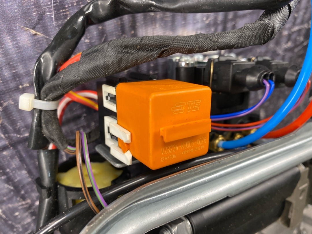 Компрессор подвески, 8500 рублей, Красноярск